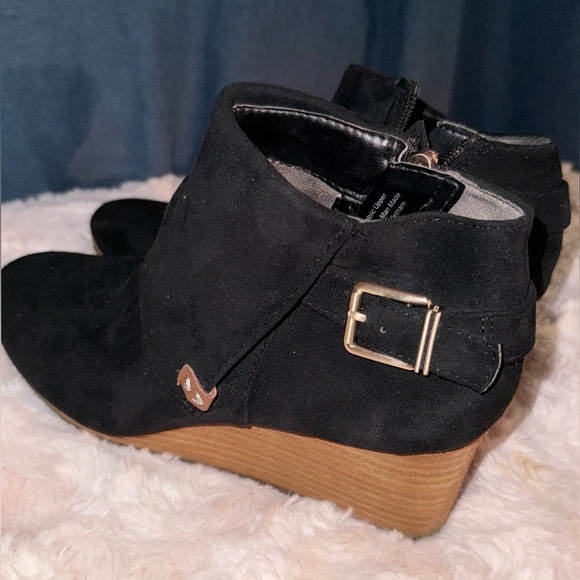 Dr. Scholl's Women's Create Ankle Wedge Heel Booties Boot Black Suede Size 7.5M - Picture 6 of 16